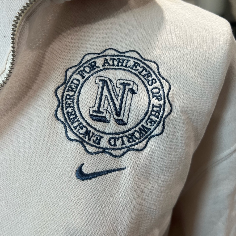 Nike Cropped Pullover - Picture 5 of 10